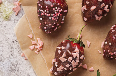 Fiery Chocolate-Covered Strawberries